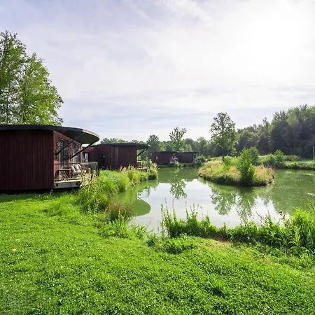 Nature S Cozy Escape *